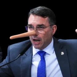 Flávio Bolsonaro é chamado de mentiroso por não ter compromisso com a verdade FLAVIO O MENTIRSO