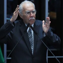 Aos 96 anos, ex-presidente José Sarney dá entrada em hospital maranhense para tratar pneumonia
