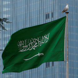 Arábia Saudita bombardeia Iêmen enquanto houthis consolidam avanços Arábia Saudita bombardeia Iêmen enquanto houthis consolidam avanços