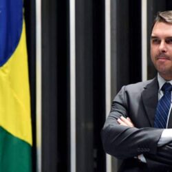 Asas da hipocrisia: jatinho de Vorcaro e dupla moral do bolsonarismo Asas da hipocrisia: jatinho de Vorcaro e dupla moral do bolsonarismo