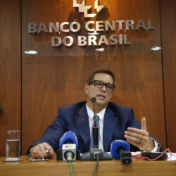BC de Campos Neto aprovou diretor do Master investigado mesmo após alerta da CVM BC de Campos Neto aprovou diretor do Master investigado mesmo após alerta da CVM