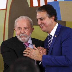 Camilo Santana diz que Lula vai ao debate da Globo; presidente não confirma