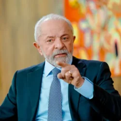 Campanha Lula deve ir para o confronto Campanha Lula deve ir para o confronto