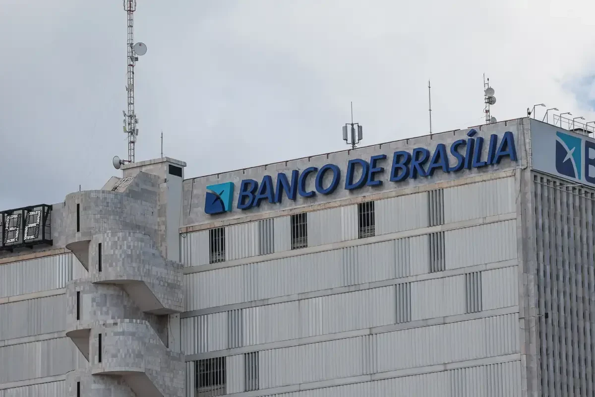 Caso Master: TCDF bloqueia até R$ 2,7 bi de ex-dirigentes do BRB