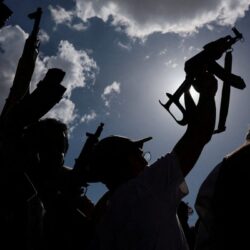 China pressiona Irã para conter houthis após apelo da Arábia Saudita, diz Reuters China pressiona Irã para conter houthis após apelo da Arábia Saudita, diz Reuters