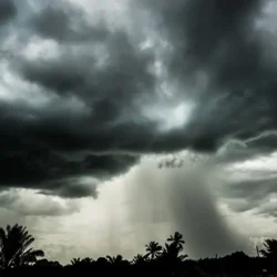 Chuva forte atinge Sudeste nesta terça; Sul tem risco de geada Chuva forte atinge Sudeste nesta terça; Sul tem risco de geada
