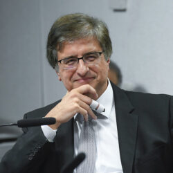 Conselho do MPF barra investigação contra Gonet e mantém PGR no caso Master Conselho do MPF barra investigação contra Gonet e mantém PGR no caso Master