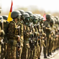 Defesa recorre no TCU por pensão a dependentes de militares que governo quer extinguir Defesa recorre no TCU por pensão a dependentes de militares que governo quer extinguir