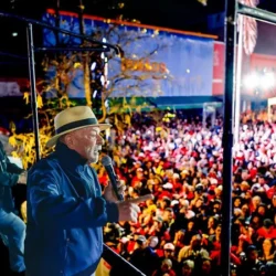 Em ato em SP, Lula confirma ofensiva contra as casas de apostas: ‘Vou acabar com as bets’ Em ato em SP, Lula confirma ofensiva contra as casas de apostas: ‘Vou acabar com as bets’