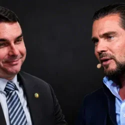 Flávio e Vorcaro pousaram com 19 minutos de diferença na Flórida, diz revista Flávio e Vorcaro pousaram com 19 minutos de diferença na Flórida, diz revista