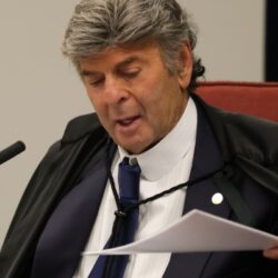 Fux vai relatar ação sobre idas da esposa de Moraes ao Senado