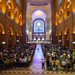 Igreja Católica lança cartilha para orientar voto alinhado aos ‘valores cristãos’ e bolsonaristas criticam