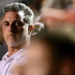 Luciano Huck: internautas criticam apresentador por plataforma que favorece direita Luciano Huck: internautas criticam apresentador por plataforma que favorece direita