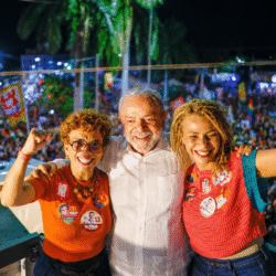 Lula desmonta voto Marília e Aécio em discurso em Minas