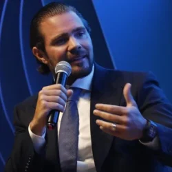 Mendonça e Fux não conseguem acessar celular de Vorcaro e pedem ajuda à PF Mendonça e Fux não conseguem acessar celular de Vorcaro e pedem ajuda à PF