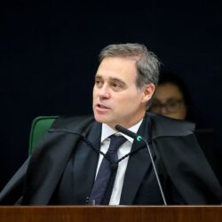 Mendonça levou 65 min para ler e derrubar 1.022 links sobre Nossa Senhora e Flávio Mendonça levou 65 min para ler e derrubar 1.022 links sobre Nossa Senhora e Flávio