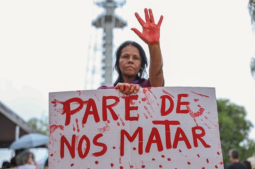 Nenhuma mulher a menos