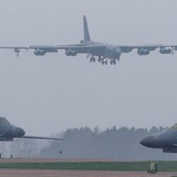 O que se sabe sobre plano frustrado de ataque terrorista a base aérea usada pelos EUA