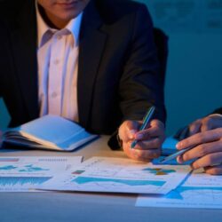 “Persistir é diferente de insistir”: o que novos assessores aprenderam no início “Persistir é diferente de insistir”: o que novos assessores aprenderam no início