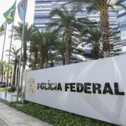 PF envia a Gilmar e Zanin íntegra de material do celular de Vorcaro