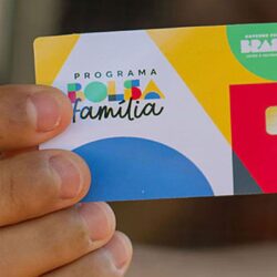 Reajuste de 15% do Bolsa Família começa a ser pago no dia 19 de outubro