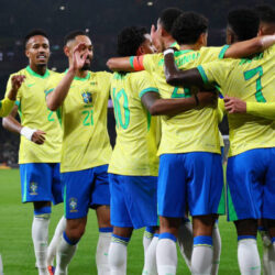 Seleção brasileira busca empate no fim em amistoso contra a Austrália Seleção brasileira busca empate no fim em amistoso contra a Austrália