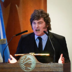 Suprema Corte argentina libera venda de terras a estrangeiros sem restrições proposta por Milei Suprema Corte argentina libera venda de terras a estrangeiros sem restrições proposta por Milei