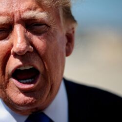 Trump ameaça cortar comércio com UE após convite para Canadá ser membro associado Trump ameaça cortar comércio com UE após convite para Canadá ser membro associado