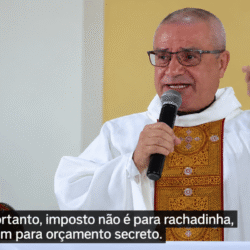 Volta a circular vídeo do padre Gilvânio Cardoso defendendo bispo: “Ser comunista é coisa boa”