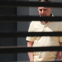Defesa cita novos fatos e pede revisão da condenação de Bolsonaro