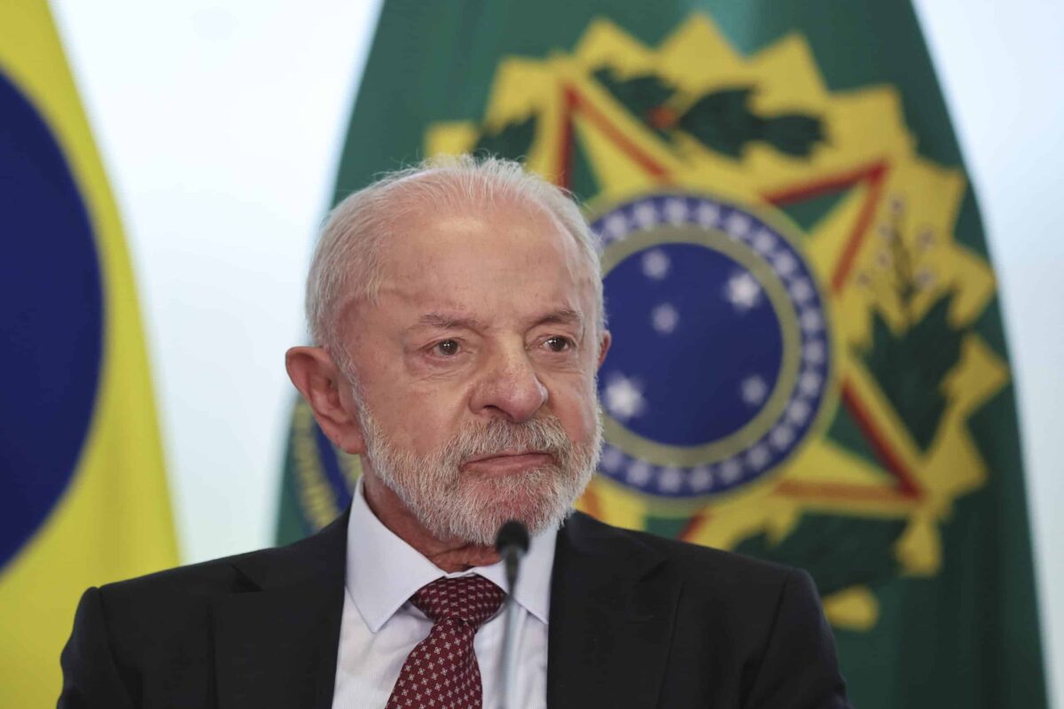 “Essa é uma briga boa”, diz Lula ao defender proibição das bets no Flow
